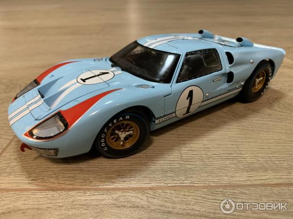 Коллекционная модель Shelby Collectibles Ford GT40 mk2 1:18 фото