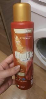 Гель для стирки Woolite Premium Color фото