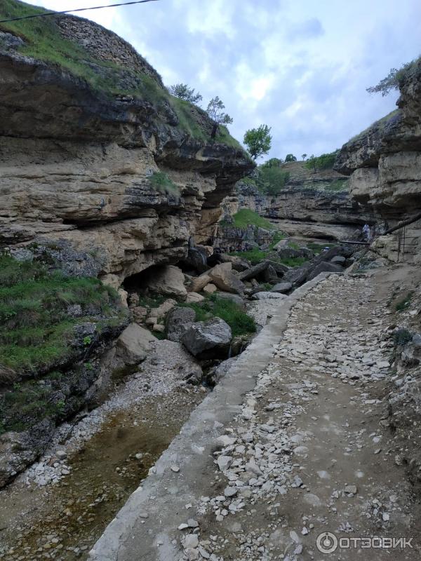 Салтинский подземный водопад (Россия, Дагестан) фото