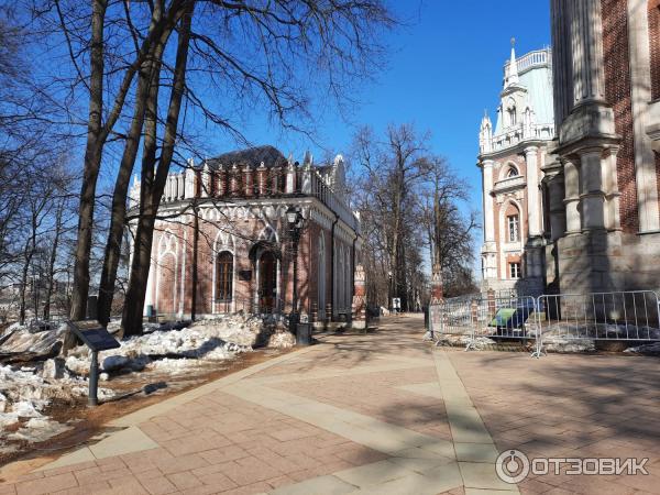 Малый дворец в музее-заповеднике Царицыно (Россия, Москва) фото