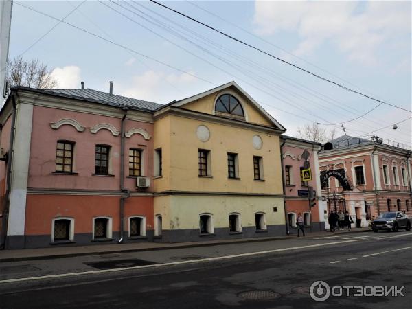 Экскурсия Легенды Старой Басманной слободы (Россия, Москва) фото