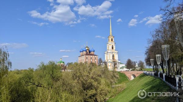 Вид на Рязанский кремль во время экскурсии