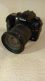 Объектив Sigma AF 17-70mm F2.8-4 DC Macro OS HSM фото