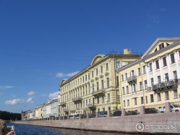 Экскурсия по рекам и каналам Невы (Россия, Санкт-Петербург) фото