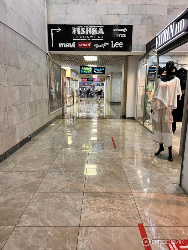 Универмаг Московский (Россия, Москва) фото