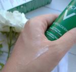 Матирующий и корректирующий крем для лица Vichy Normaderm против несовершенств фото