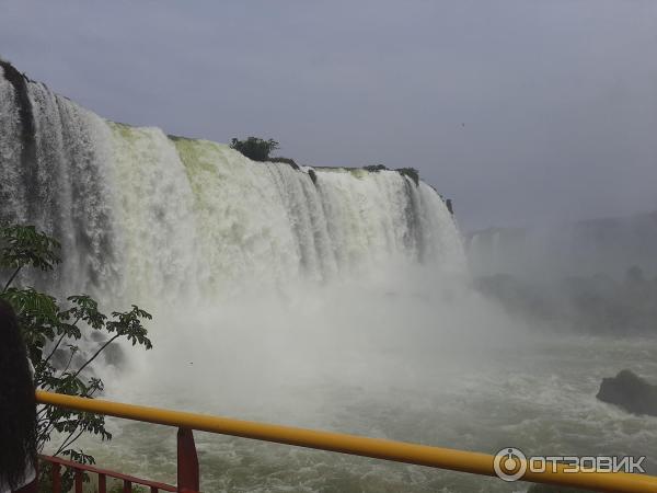 Экскурсия на водопады Игуасу (Бразилия, Парана) фото