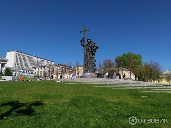 Памятник Владимиру Великому