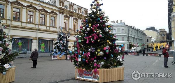 Выставка авторских елок Елки больших городов (Россия, Москва) фото