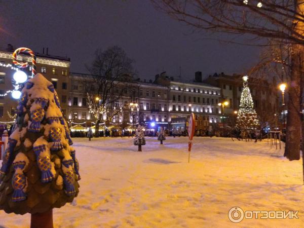 Рождественская ярмарка на Манежной площади (Россия, Санкт-Петербург)