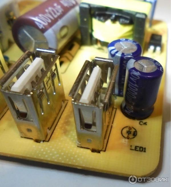Зарядная станция VoxLink 4 port 5V USB Charger Station