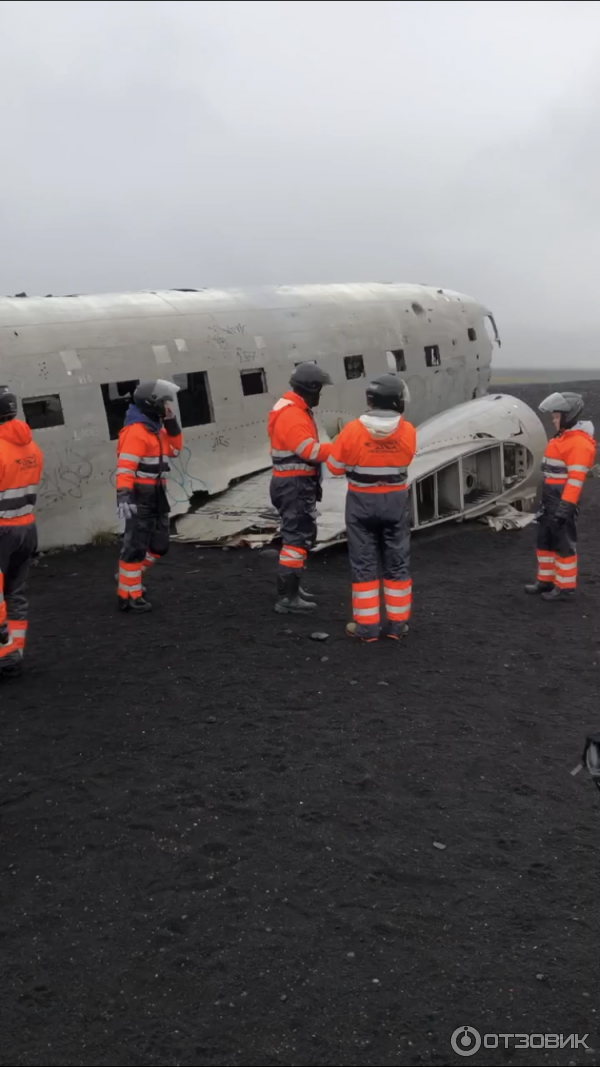 Экскурсия к потерпевшему крушение самолету Douglas Super DC-3 на пляже Sudurlandsvegur (Исландия, Вик) фото