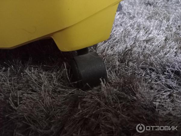 Пылесос Karcher WD 4 Premium колесики