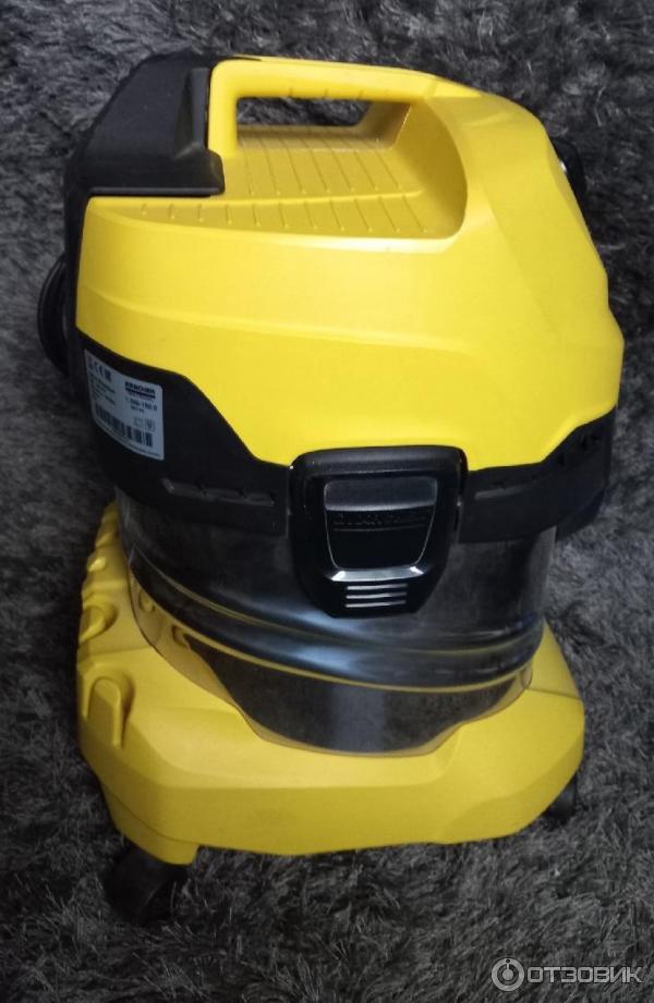 Пылесос Karcher WD 4 Premium