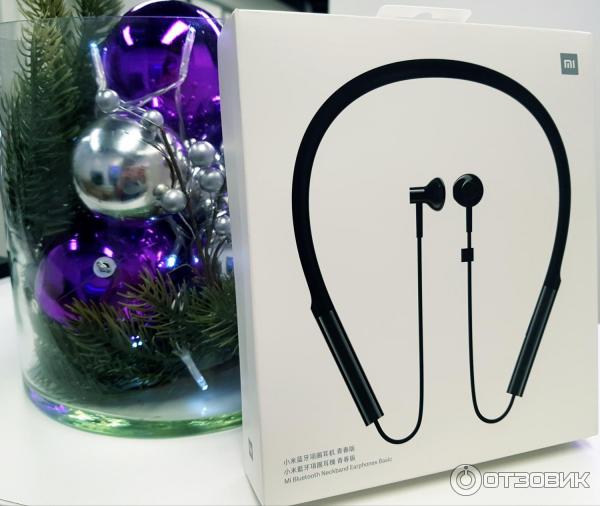 Беспроводные наушники Xiaomi Mi Bluetooth Neckband Earphones фото