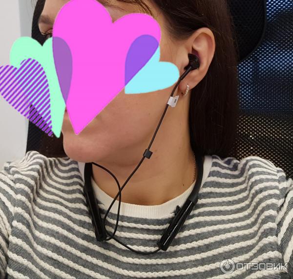 Беспроводные наушники Xiaomi Mi Bluetooth Neckband Earphones фото