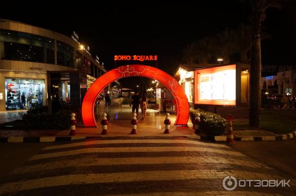 Комплекс развлечений Soho Square (Египет, Шарм-эль-Шейх) фото