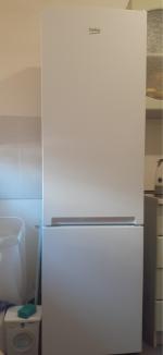 Холодильник Beko RCSK 310M20 W фото
