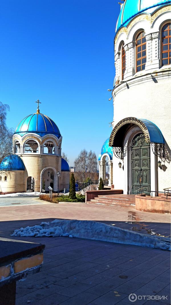 Храм Живоначальной Троицы в Орехово-Борисово (Россия, Москва) - отзывы. Храм Живоначальной Троицы в Орехово-Борисово (Россия, Москва), читать обзор и смотреть фото