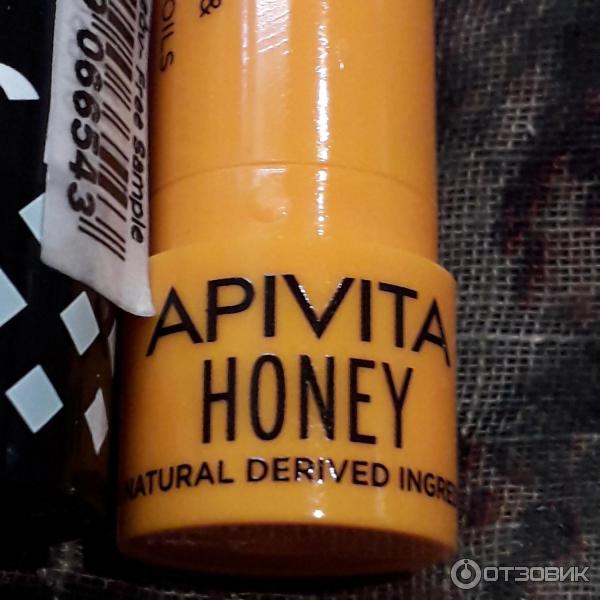 Увлажняющий био уход для губ Apivita Honey фото