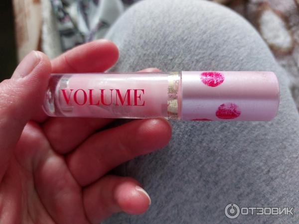 Блеск для губ Vivienne Sabo Volume Lip Gloss фото