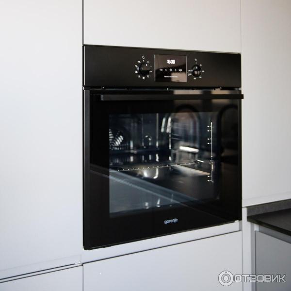 Электрическая встраиваемая духовка Gorenje BO635E20B