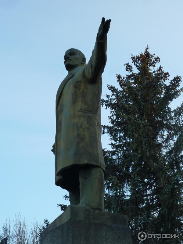 памятник Ленину