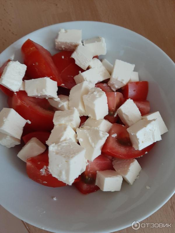 Сыр рассольный Greenland feta white cheese.