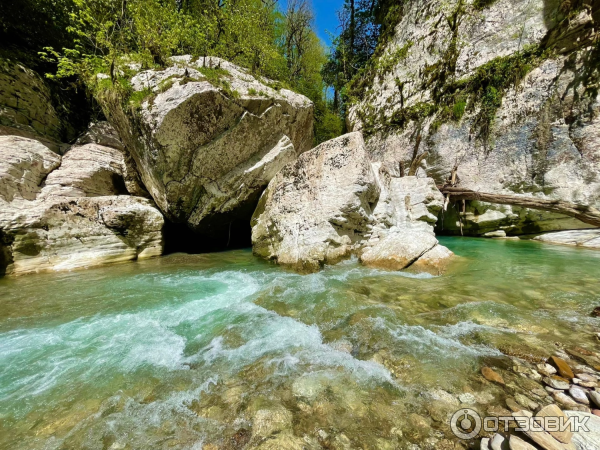 Экскурсия на Белые скалы (Россия, Краснодарский край) фото