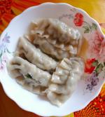 Дамплинги Bibigo "Королевские со свининой и овощами" фото