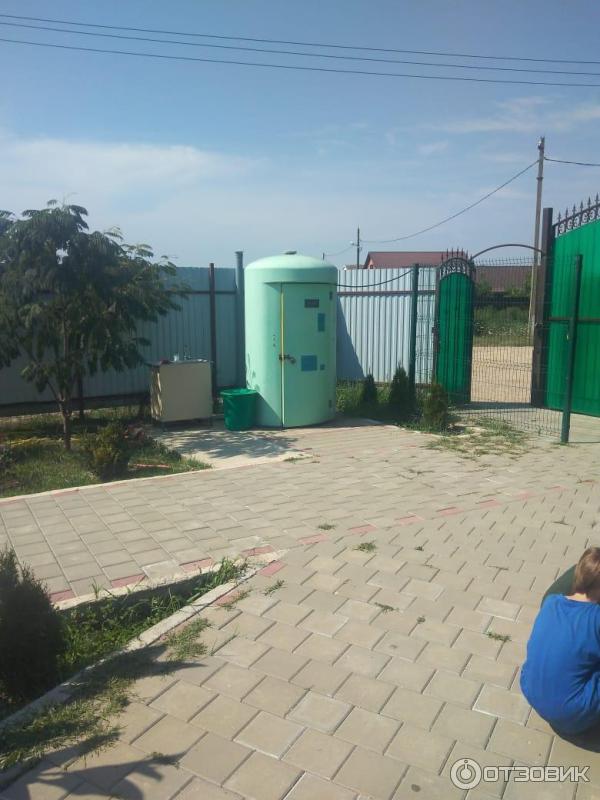 Умывальник и туалет)
