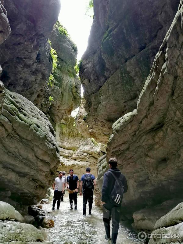 Салтинский подземный водопад (Россия, Дагестан) фото
