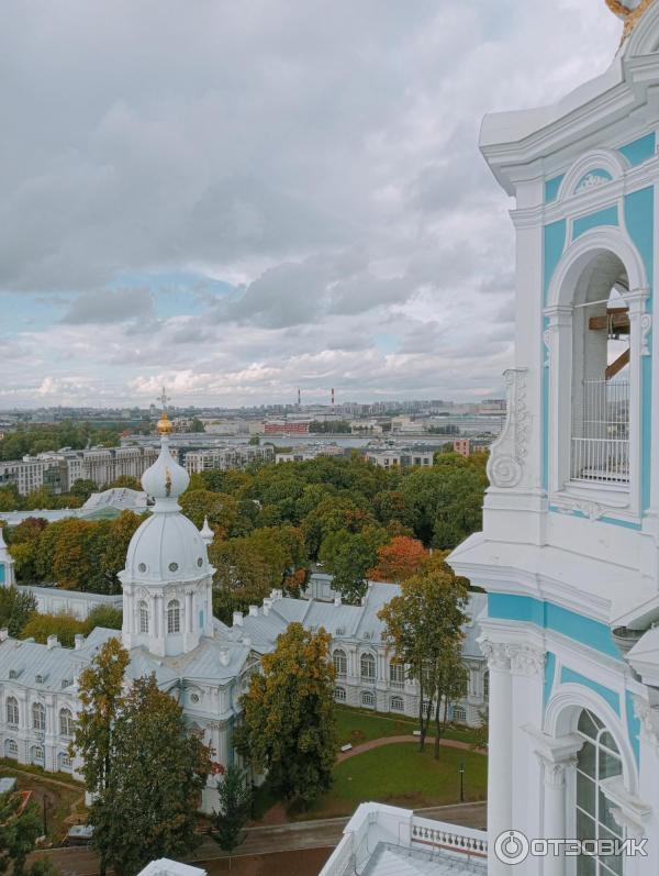 Смотровая площадка на звоннице Смольного собора (Россия, Санкт-Петербург) фото