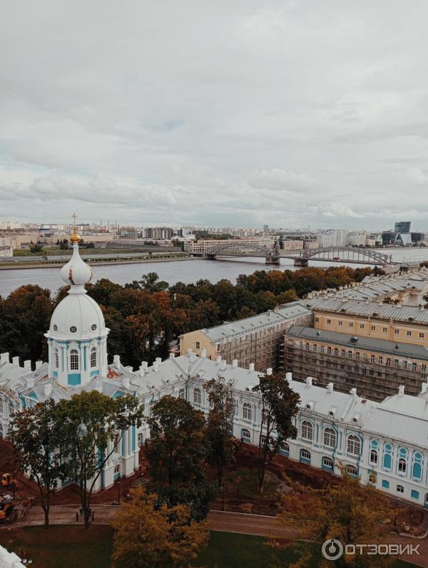 Смотровая площадка на звоннице Смольного собора (Россия, Санкт-Петербург) фото