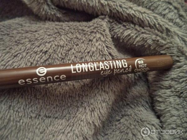 Мягкий карандаш для глаз Essence Long lasting eye pencil фото