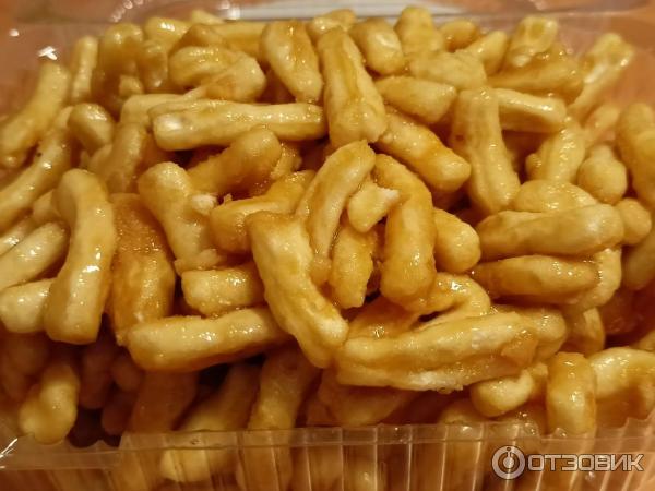 Чак чак чье. Чак чак татарское блюдо. Чак чак 500 гр. Чак чак баурсак. Национальное блюдо татарстана чак чак.