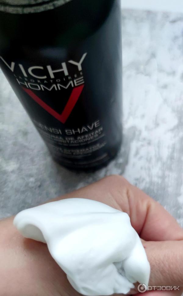 Пена для бритья Vichy Homme для чувствительной кожи