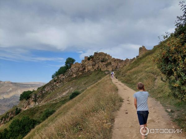 Экскурсия по старинному селу Гамсутль (Россия, Дагестан) фото