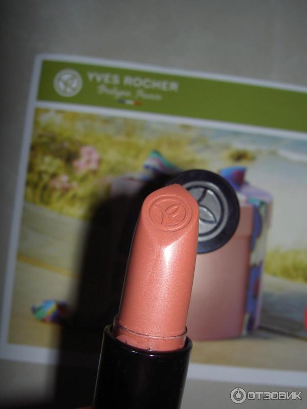 Губная помада Yves Rocher Rouge Vertige Brilliant Shine фото