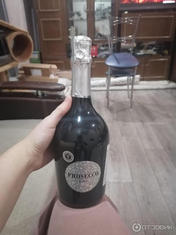 Вино игристое Issi Prosecco DOC фото