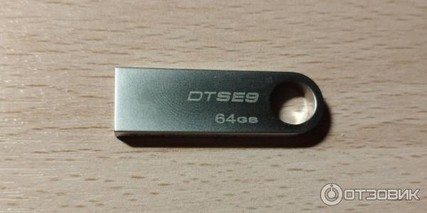 Kingston 64GB DataTraveler