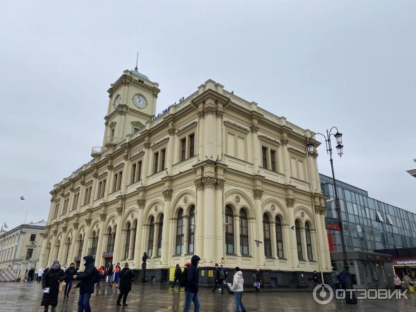 Высокоскоростной поезд Сапсан фото