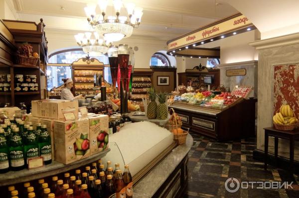 Гастроном № 1 в Торговом доме ГУМ (Россия, Москва) фото