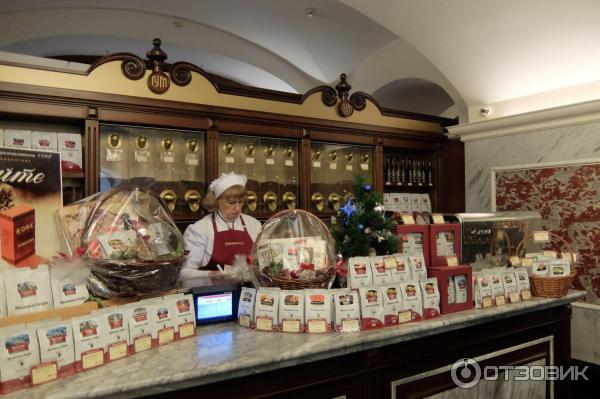Гастроном № 1 в Торговом доме ГУМ (Россия, Москва) фото